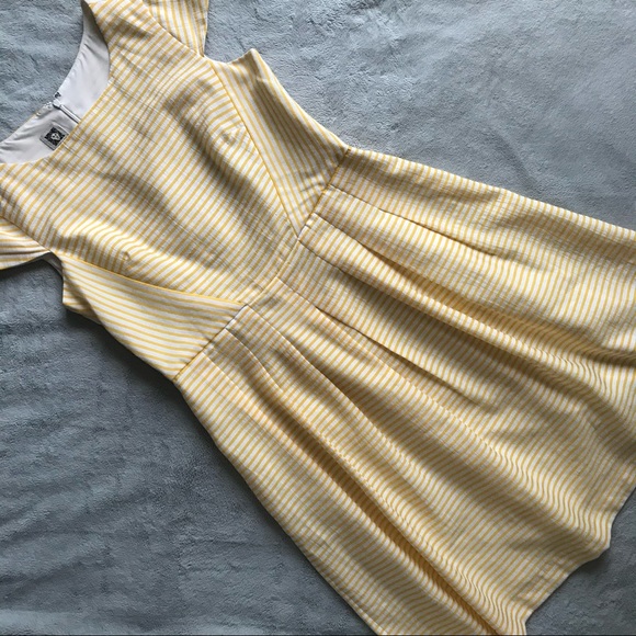 Anne Klein Dresses & Skirts - Anne Klein Newport Stripe Day Dress Fit and Flare Yellow White Cap Sleeve 12